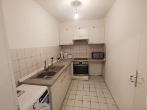 APARTS - Neue Monteurwohnungen in Schwerin - Free WiFi & Parking - ruhige Lage nähe Schweriner See