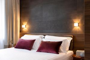 Adoro Hotel