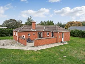 Holiday Home Pernilla - 2km from the sea by Interhome