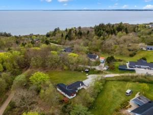 Holiday Home Dwerg - 300m to the fjord by Interhome