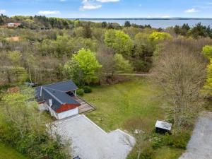 Holiday Home Dwerg - 300m to the fjord by Interhome