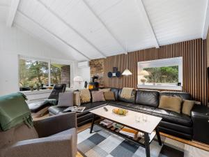 Holiday Home Famke - 1km from the sea by Interhome