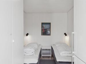 Holiday Home Neele - 800m from the sea by Interhome