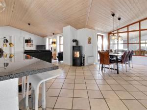 Holiday Home Holmved - 1-2km from the sea by Interhome