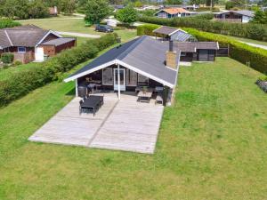 Holiday Home Guthmund - 400m from the sea by Interhome