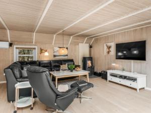 Holiday Home Verna - 800m from the sea by Interhome