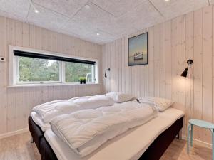 Holiday Home Hwithoveth - 1-4km from the sea by Interhome