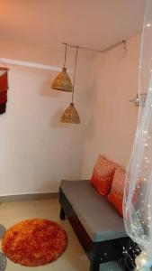 CHIC 4BHK Just 9 Mins to Beach and WhiteTown 4 groups TWLIGHT