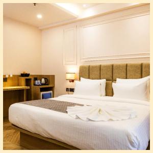 Sea Beach Hotel S#K#S Near Jagannath Temple# Restaurant - Swimming Pool - Spa With Parking FacilitiesLuxuary Room and Fully Air Conditioned With Attached Balcony- Top Rated Hotel