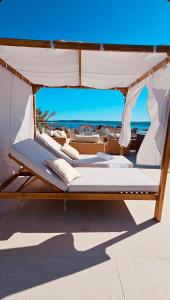 "Zlatna Palma"Luxury Seaview Penthouse & Jacuzzi, 300m to beach