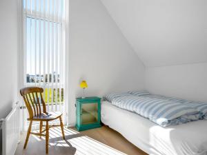 Holiday Home Eleanore - 25m from the sea by Interhome