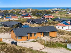 Holiday Home Helga - 650m from the sea by Interhome