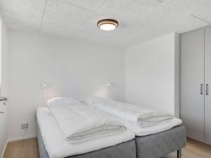 Holiday Home Helga - 650m from the sea by Interhome