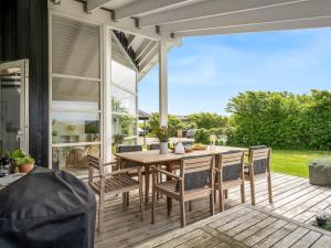 Holiday Home Gedda - from the sea by Interhome