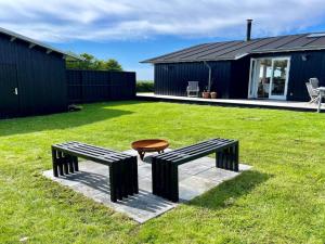 Holiday Home Gedda - from the sea by Interhome
