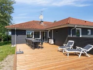 Holiday Home Eunice - 850m from the sea by Interhome