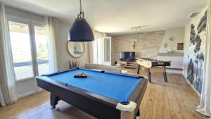 La BohemAzur Villa Golfe St Tropez 170m2 5 chambres Piscine Spa Magnifique Vue Dégagée Déco Bohème Chic