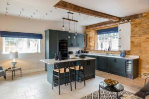 The Talbot & Granary - Exclusive Elegant Homes