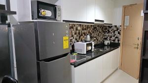 Basic one-bedroom condo at Sea Residences