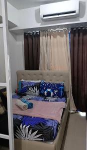 Basic one-bedroom condo at Sea Residences