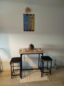 Quarto completo tranquilo e sossegado