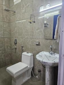 Rooftop With Pool Party 3BHK Luxury Space