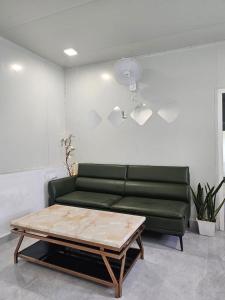 Rooftop With Pool Party 3BHK Luxury Space