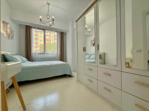 Altheda Living West Side 14-B1