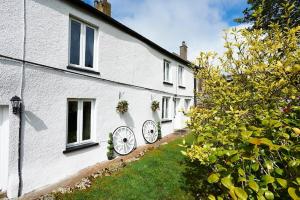 Oronsay, 2 Weint End Cottages, Great Urswick, Ulverston Cumbria LA120SP