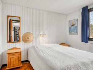 Holiday Home Hælf - 600m from the sea by Interhome