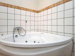 6 person holiday home in Egernsund-By Traum