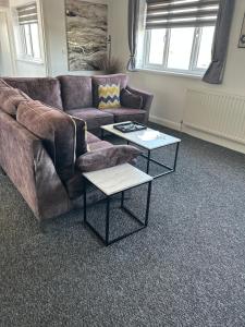 The Airfield Happy Apartment