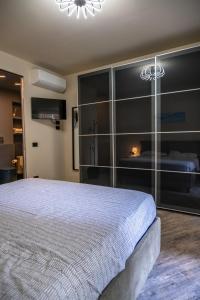 zampieri house camera blu