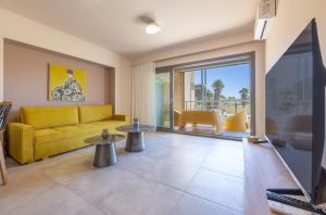 Azure Sofia - Level up