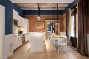 Colon Deluxe con Piscina cerca del Mar