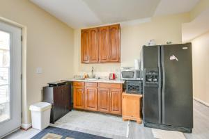 Pets Welcome! Cozy Family Apartment in Sterling