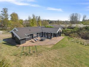 Holiday Home Edna - 500m from the sea by Interhome