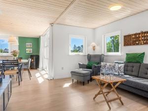 Holiday Home Naya - 500m from the sea by Interhome