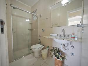 C164 Lindo apartamento de 2 quartos na praia Cachoeira