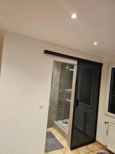 Belle chambre privative à Vallorbe, max 2 voyageurs