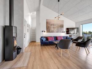 Holiday Home Finulf - 300m from the sea by Interhome