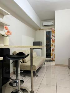 A Simple stay at SpringLake Apartment, Summarecon, Bekasi