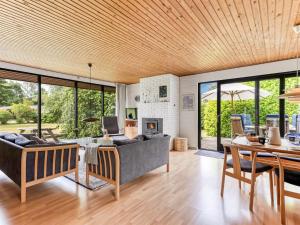 Holiday Home Ognen - 800m from the sea by Interhome