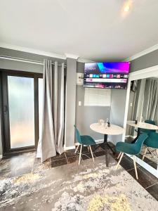 Apartment in Bellville - self-catering