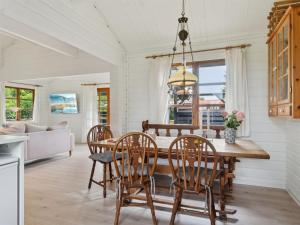 Holiday Home Kjell - 25m from the sea by Interhome