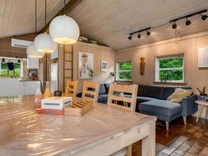 Holiday Home Ginette - 400m to the fjord by Interhome