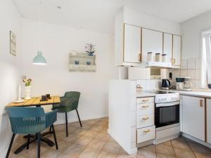 Holiday Home Kirsi - from the sea by Interhome