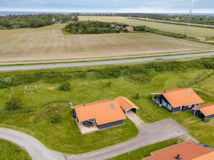 Holiday Home Ernesta - from the sea by Interhome