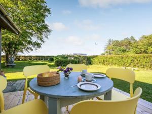 Holiday Home Meglena - 250m from the sea by Interhome