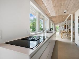 Holiday Home Donka - 25m from the sea by Interhome
